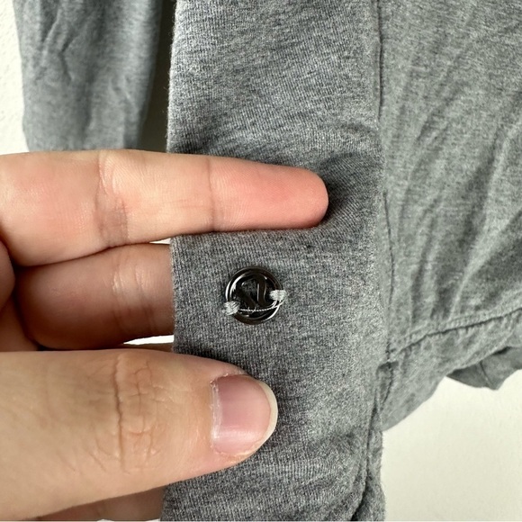 Lululemon Heathered Mod Medium Gray Athleisure Coast Wrap Size 6 - Picture 6 of 8